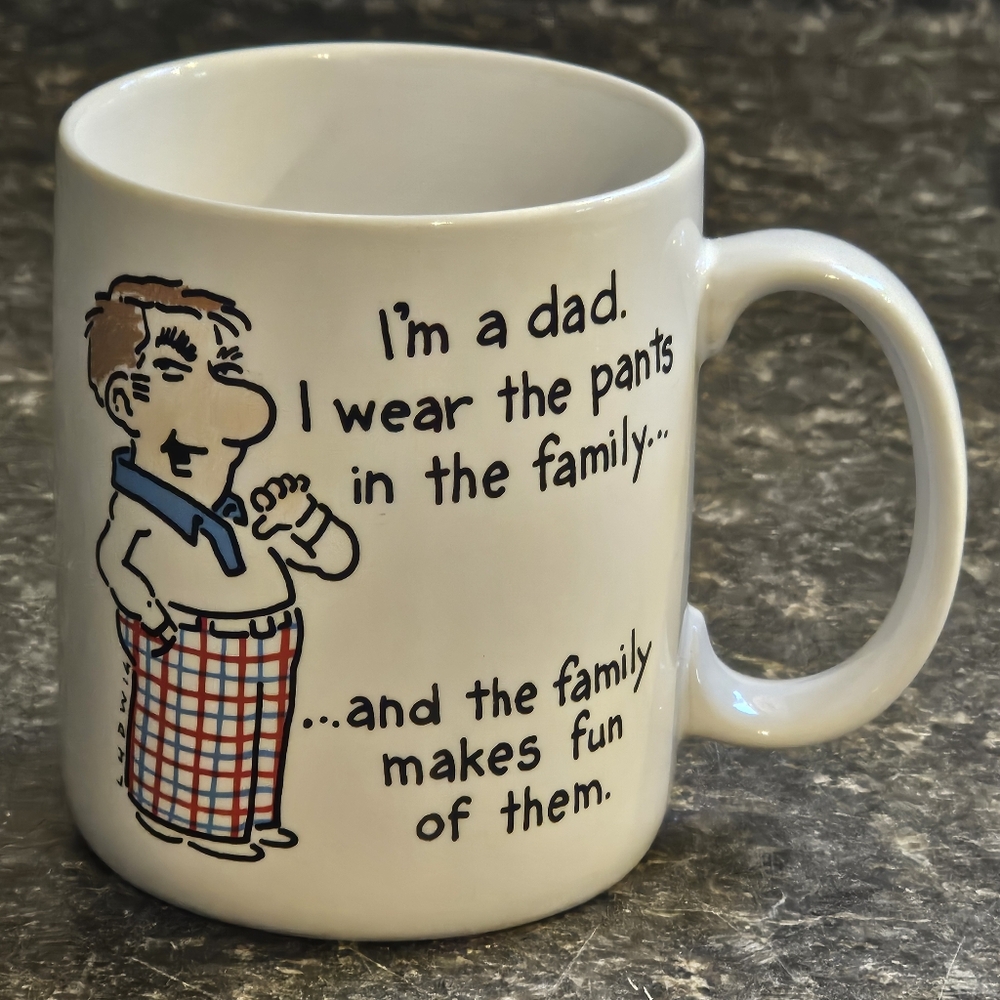 Vtg Hallmark Shoebox Coffee Tea Cocoa MUG "I'm a dad, I wear the Pants" 1988